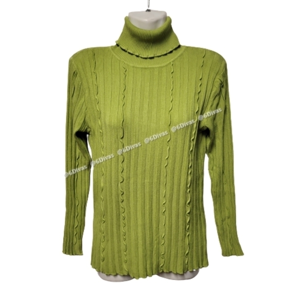 Lime Green Turtleneck Soft  and Comfy- NWOT - Picture 1 of 7